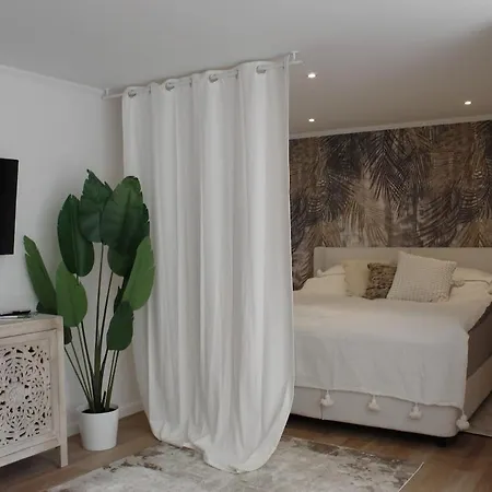 Kernsanierte Moderne Helle Wohlfuehloase Appartamento