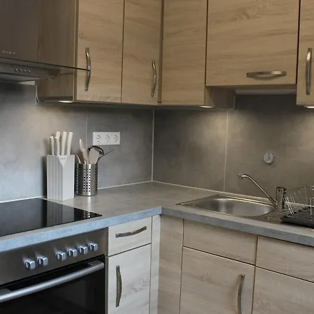 Kernsanierte Moderne Helle Wohlfuehloase *