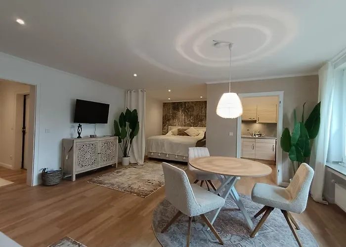 Kernsanierte Moderne Helle Wohlfuehloase