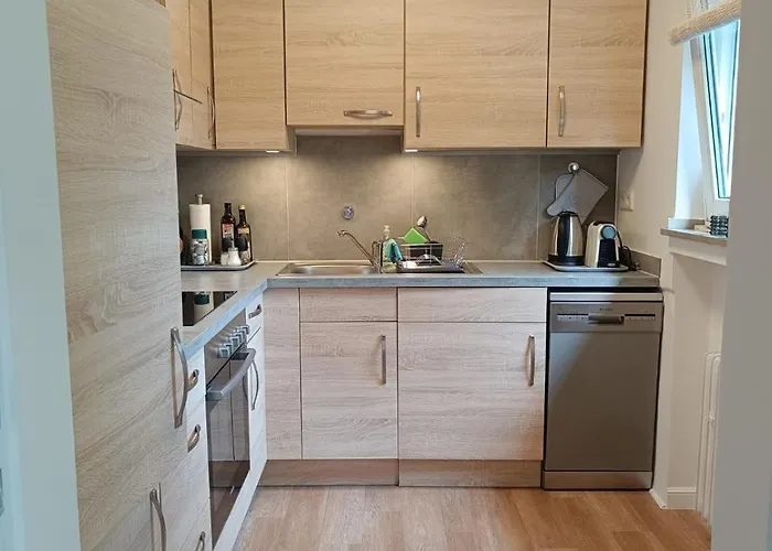 Kernsanierte Moderne Helle Wohlfuehloase *