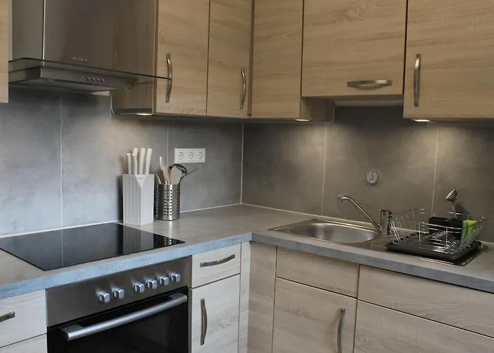 Kernsanierte Moderne Helle Wohlfuehloase *